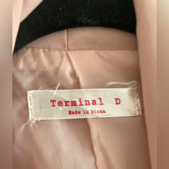 Light Pink Blazer with great back - Picture 6 of 9